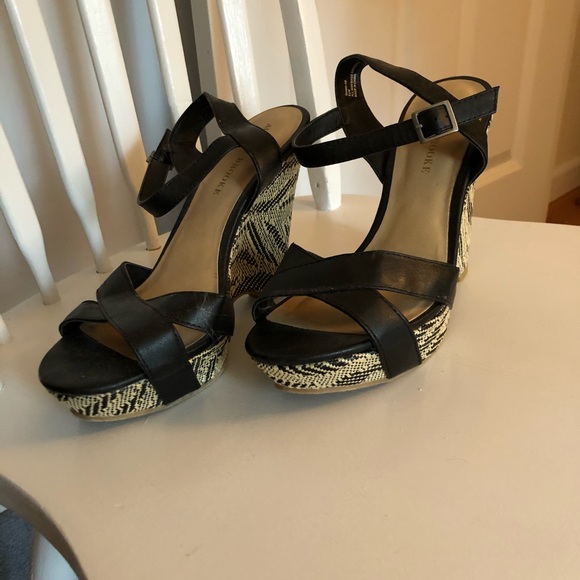 Unique and Beautiful Heels - Picture 3 of 3